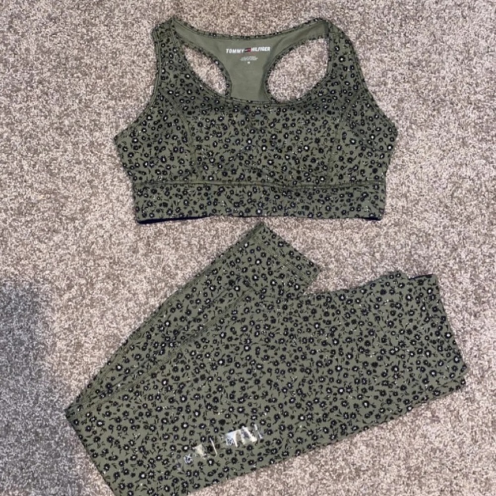 Tommy Hilfiger sports bra